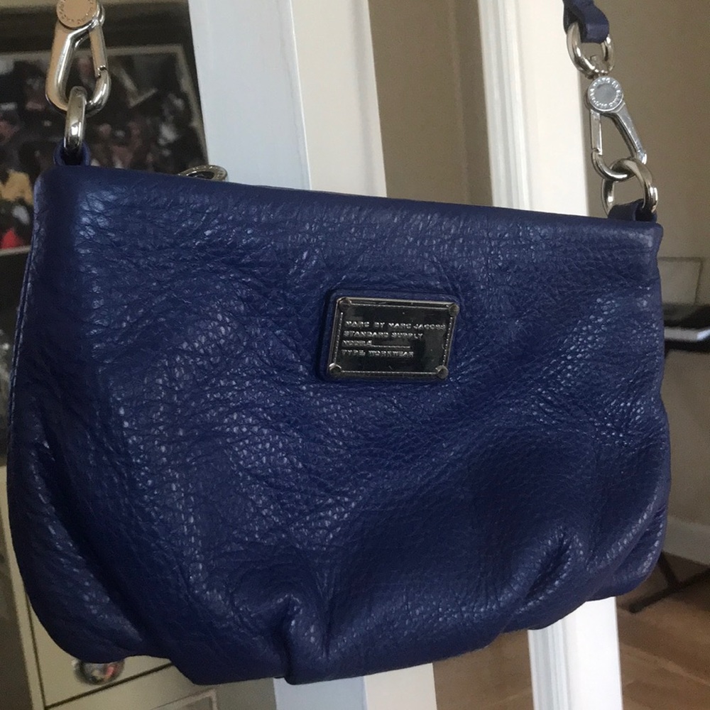Marc Jacobs cross body purse